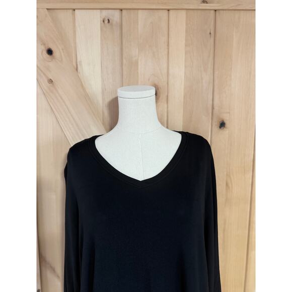 Soft Surroundings | Black Knit V Neck Overlay Top | Size Large - Picture 7 of 13